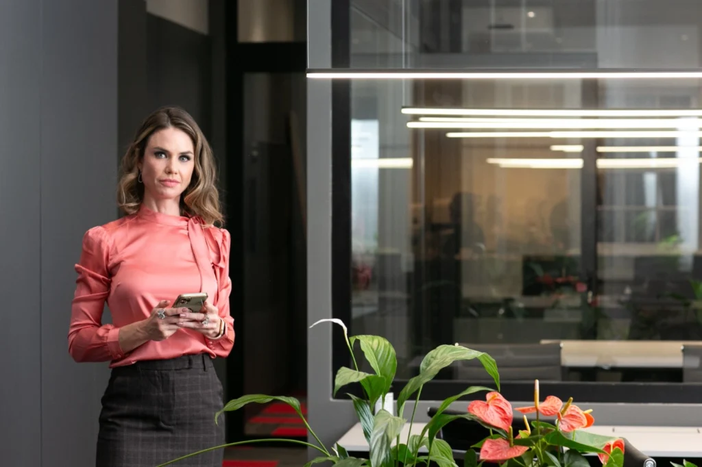 Fabiane Guiraud de Souza, Diretora Comercial da Clarim é a executiva à frente da nova unidade da imobiliária em Curitiba.