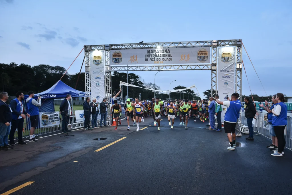 largada-da-maratona-foz