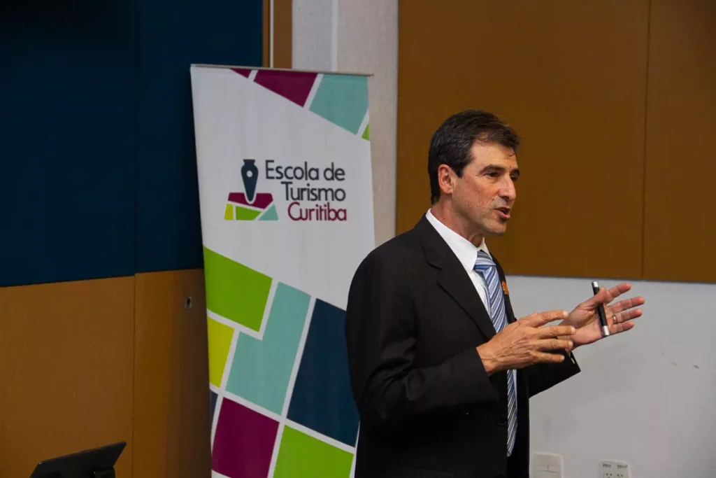 foto: Luis Batista Capacitação Expo Turismo Paraná 2022 - Escola de Turismo
