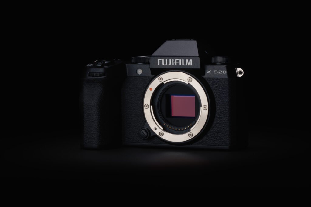 FUJIFILM X-S20