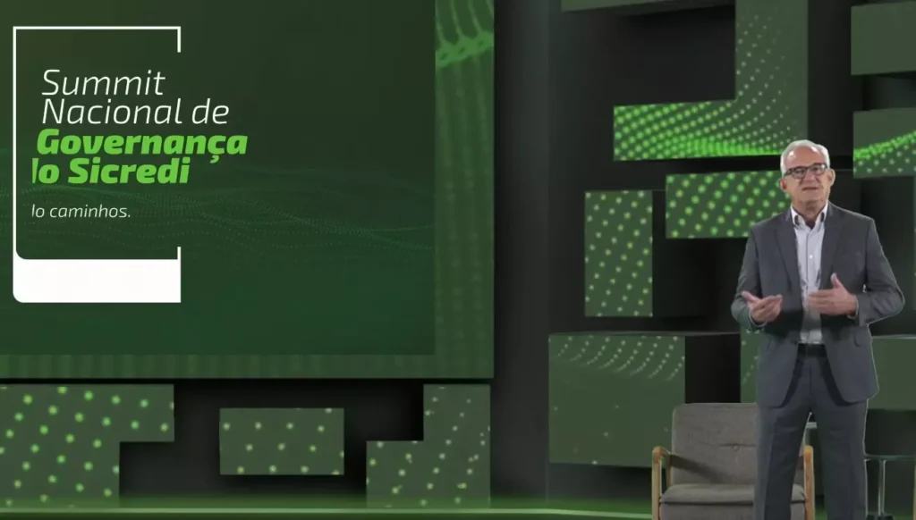 O presidente da SicrediPar, Fernando Dall’Agnese, fez a abertura do evento Créditos: divulgação