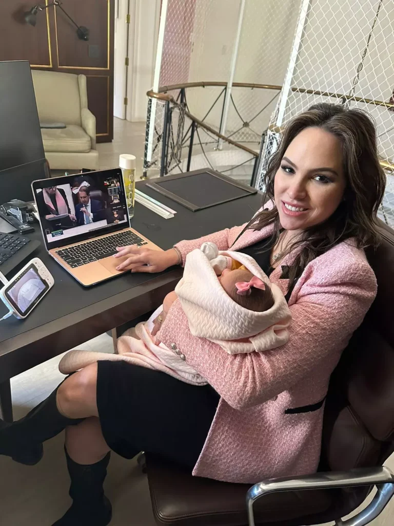 Deputada Maria Victoria