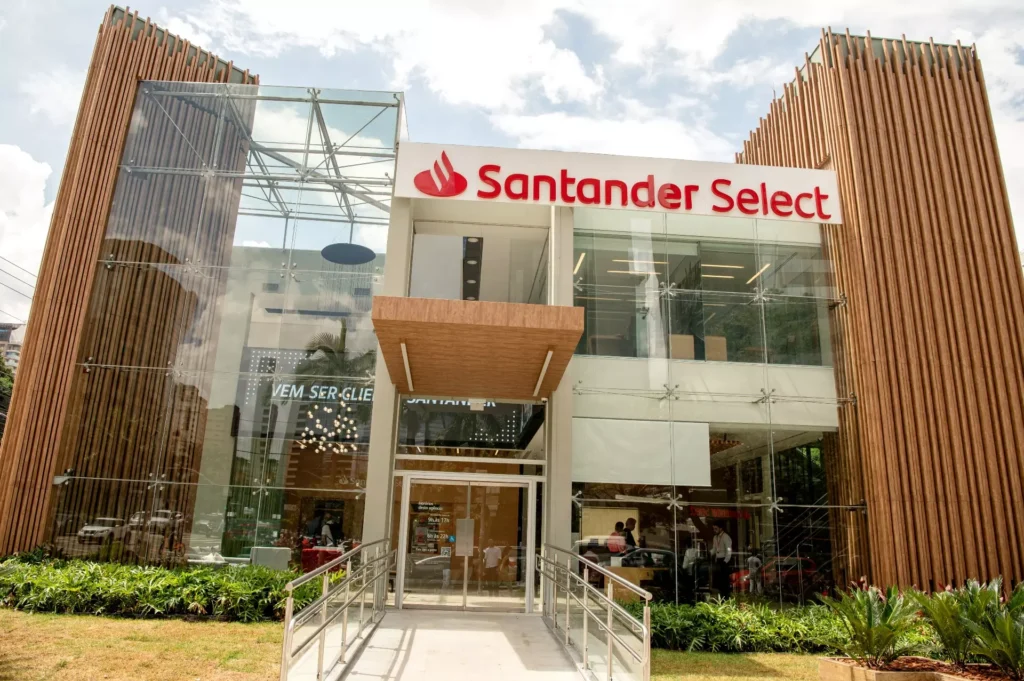 O número de clientes Select do Santander, no Paraná, saltou para 46 mil nos últimos 12 meses, um crescimento de 35%. Divulgação