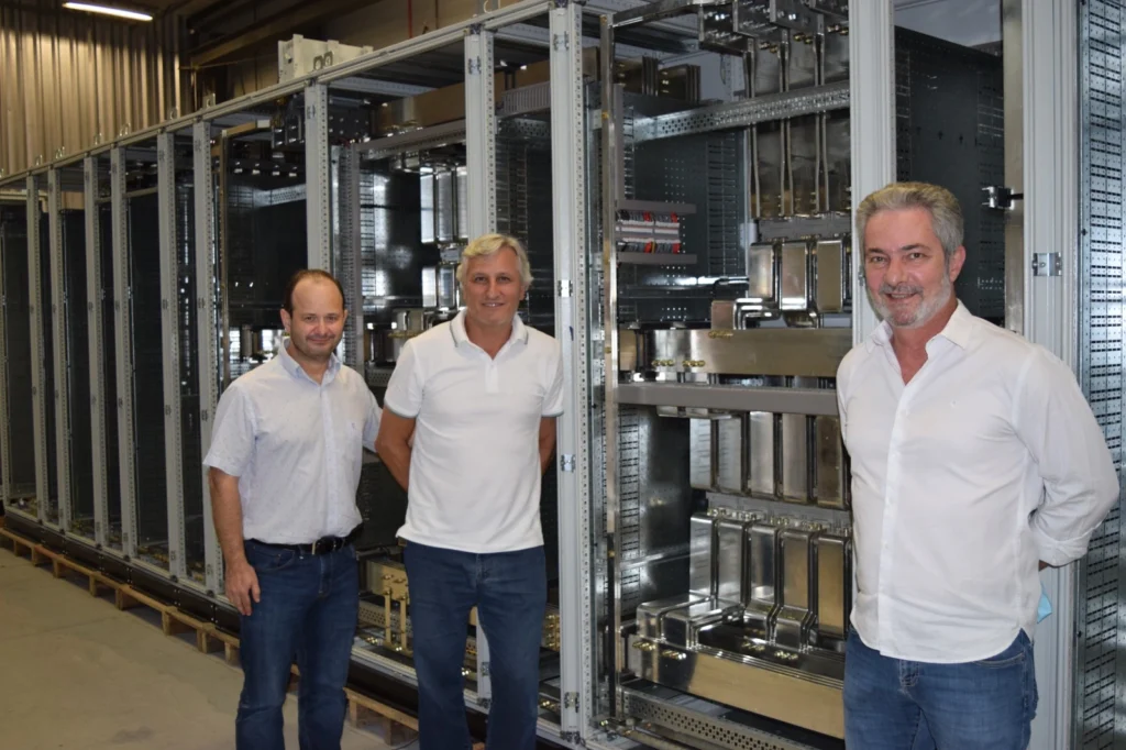 Divulgação Fábio Amaral, diretor da Engerey, Marco Stoppa e Reynaldo Gabardo, diretores da Reymaster