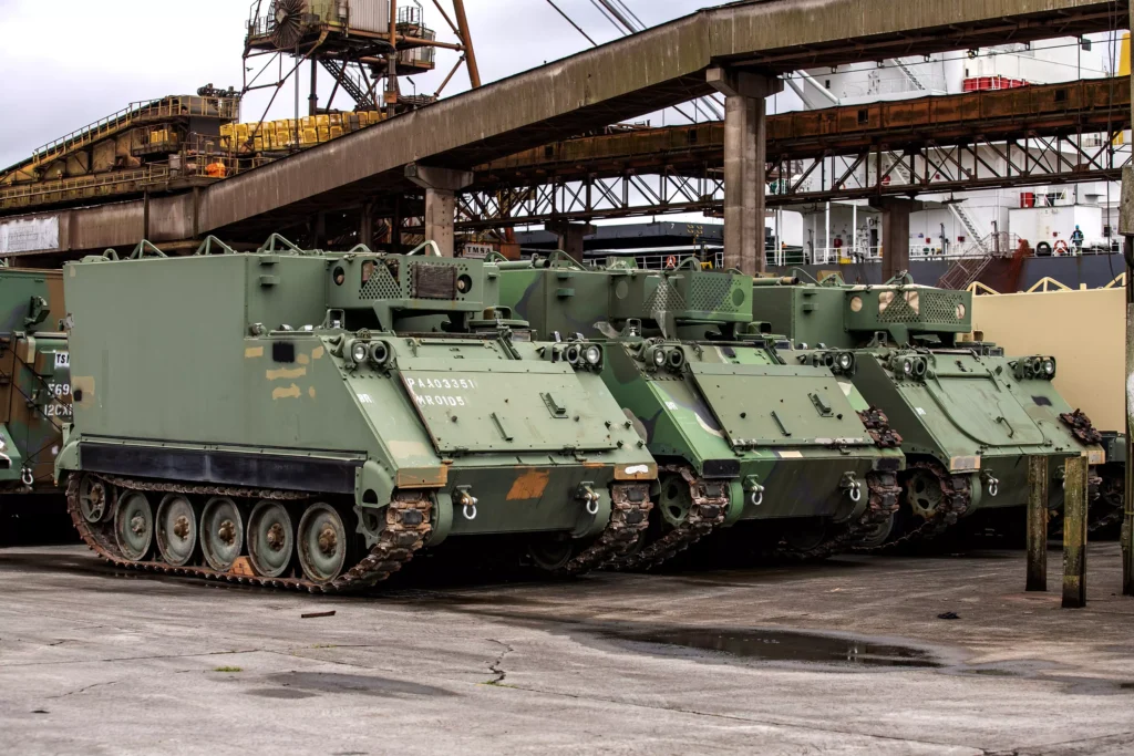 _carros de guerra verde