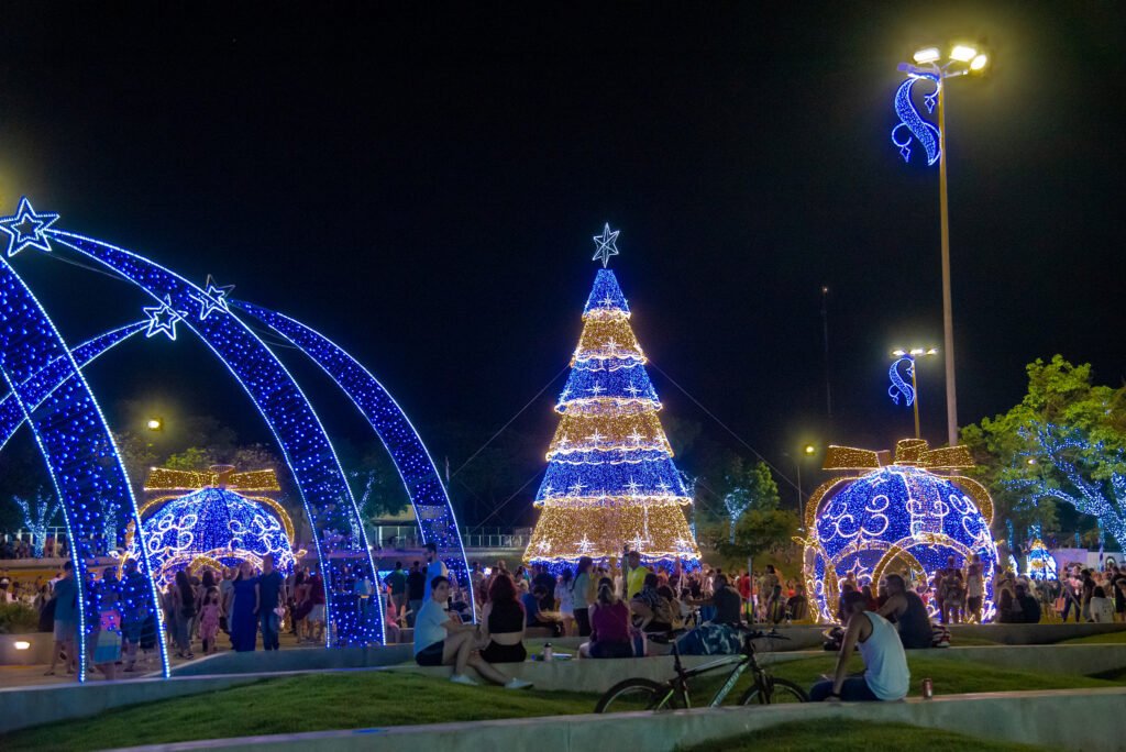 Abertura do Natal no Gramadão consagra Foz como um destino das festas de fim de ano