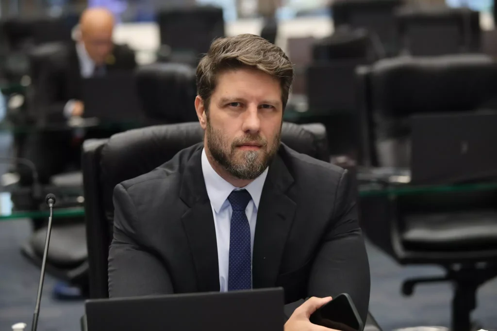 Deputado Estadual Requião Filho