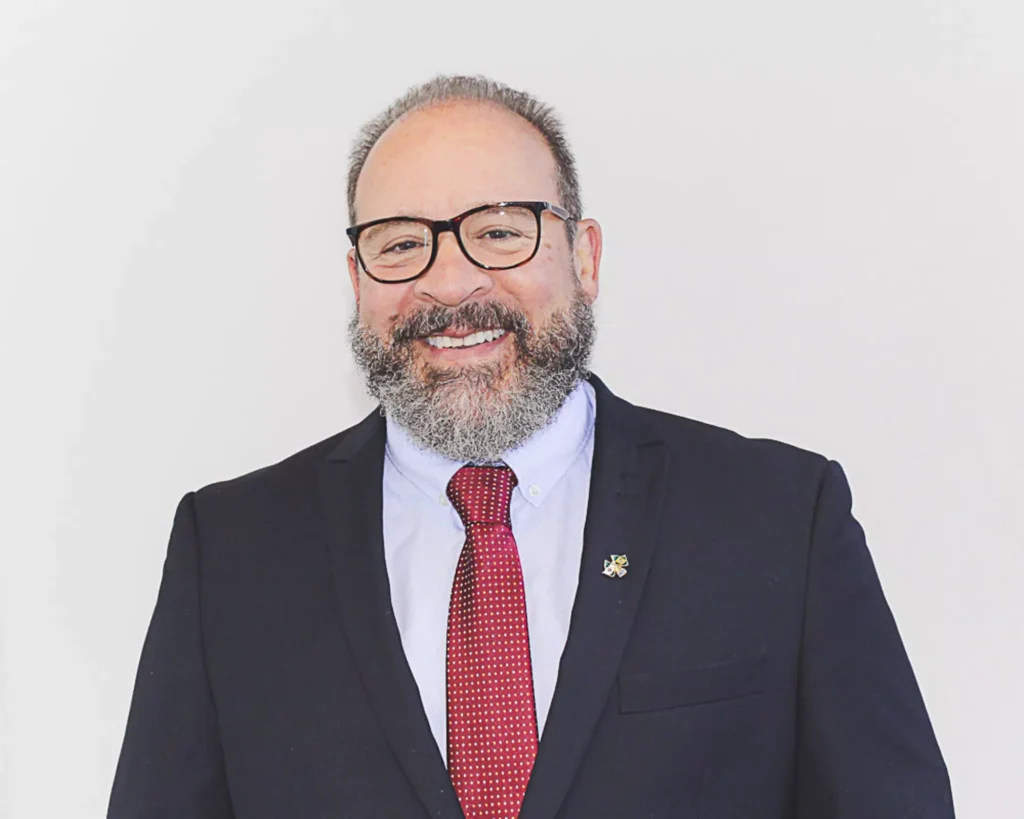 Ingel Addae – A luta entre o bem e o mal