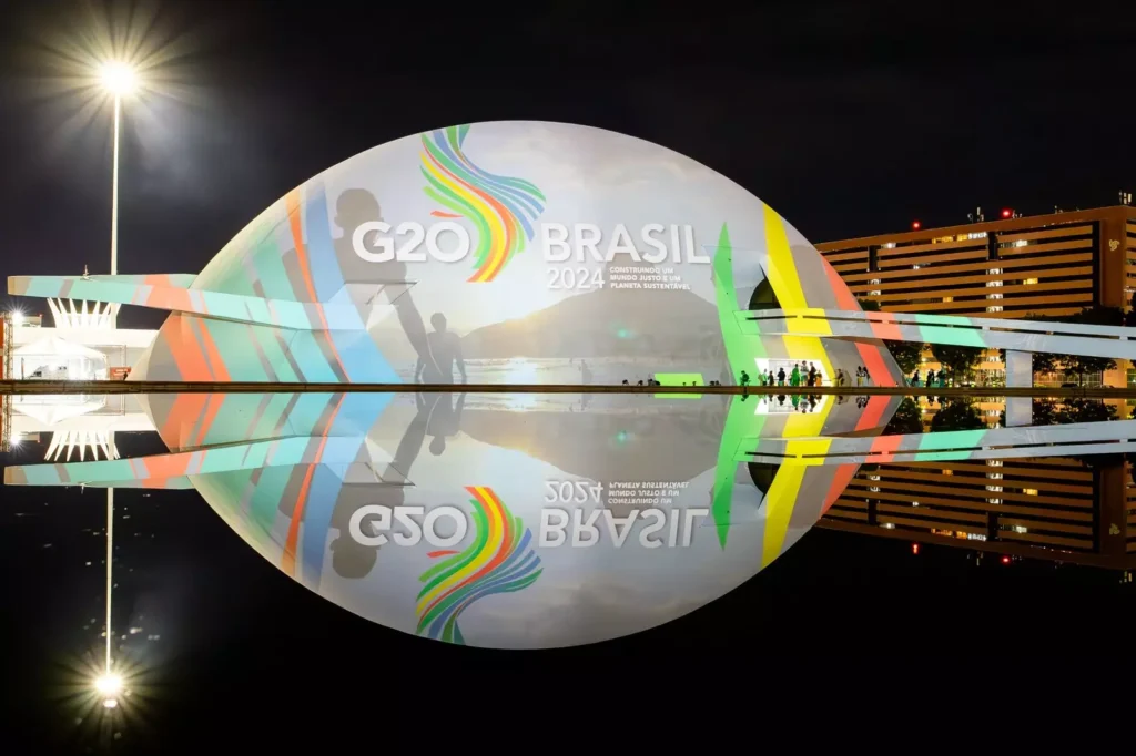 Projeções no Museu da República, em Brasília, destacaram as pautas que o Brasil pretende liderar durante sua presidência à frente do G20 em 2024. | Fotos: João Risi/Audiovisual/PR