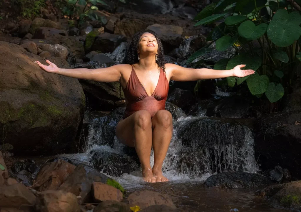 Juliana Alves sobre banho de natureza nas Cataratas do Iguaçu