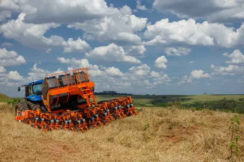 Profundidade mais uniforme de sementes é um diferencial nas plantadeiras Jacto