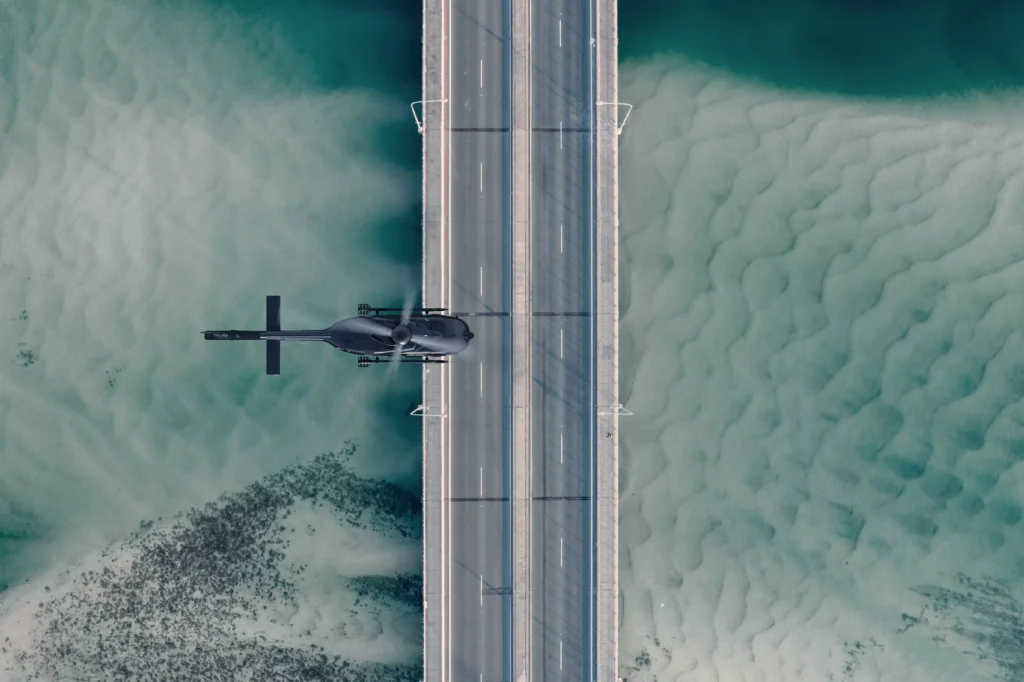 Divulgação Revo Divulgação Revo