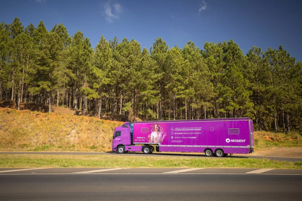 Expedição Novos Sorrisos estará na Cidade Industrial de Curitiba oferecendo orientações de saúde bucal até o dia 23 de fevereiro Créditos: Divulgação/Neodent