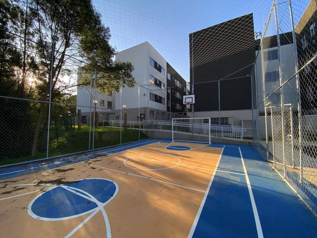 Condomínio clube localizado na cidade de Almirante Tamandaré. Sandro Tesch