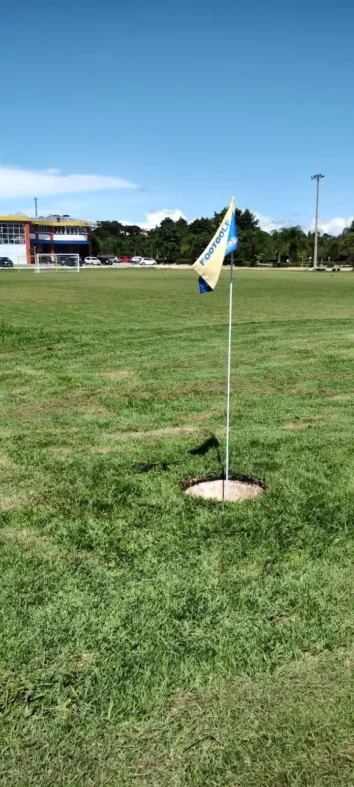  Campo sede Fazenda Sociedade Thalia: dimensões oficiais, com 18 buracos, segundo do mundo.