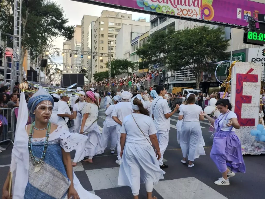 bloco-afoxe-carnaval-curitiba