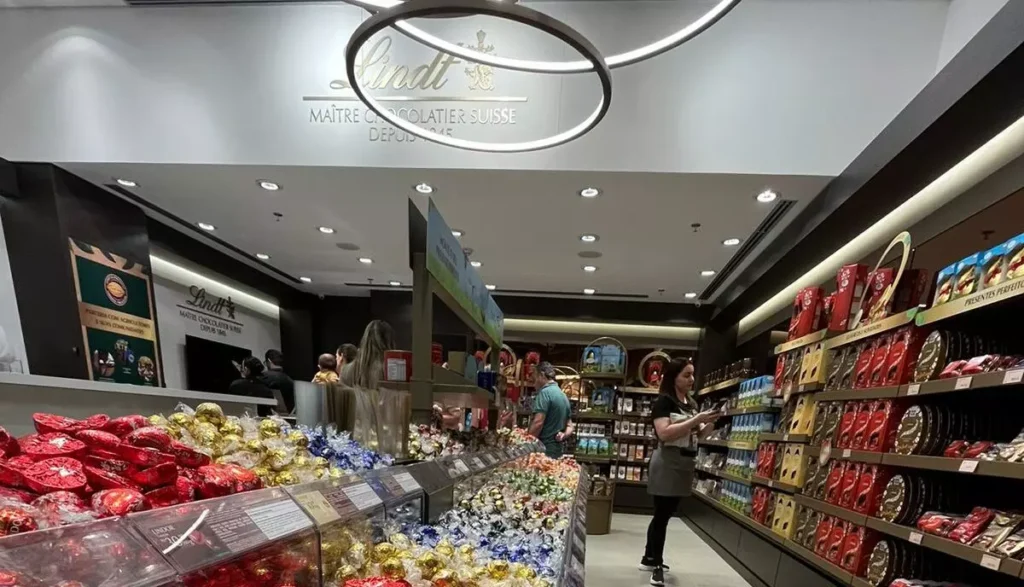 Guilherme Tel Lindt inaugura em Maringá para a Páscoa