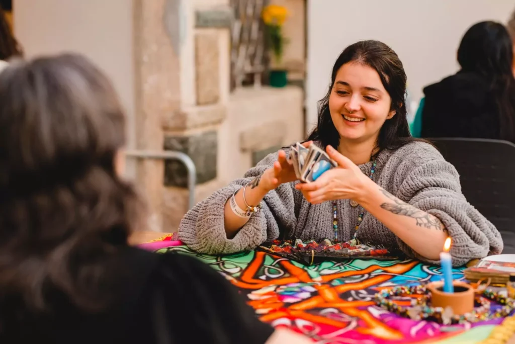 Cris Partica - Feira Mística