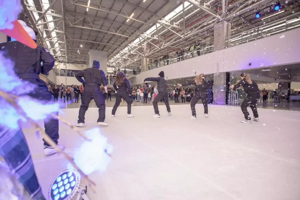 Neve no Afonso Pena Neve no Afonso Pena Divulgação/CCR Aeroportos baixar em alta resolução Neve no Aeroporto Internacional Afonso Pena Neve no Aeroporto Internacional Afonso Pena Divulgação/CCR Aeroportos baixar em alta resolução Neve no Aeroporto Internacional Afonso Pena Neve no Aeroporto Internacional Afonso Pena Divulgação/CCR Aeroportos