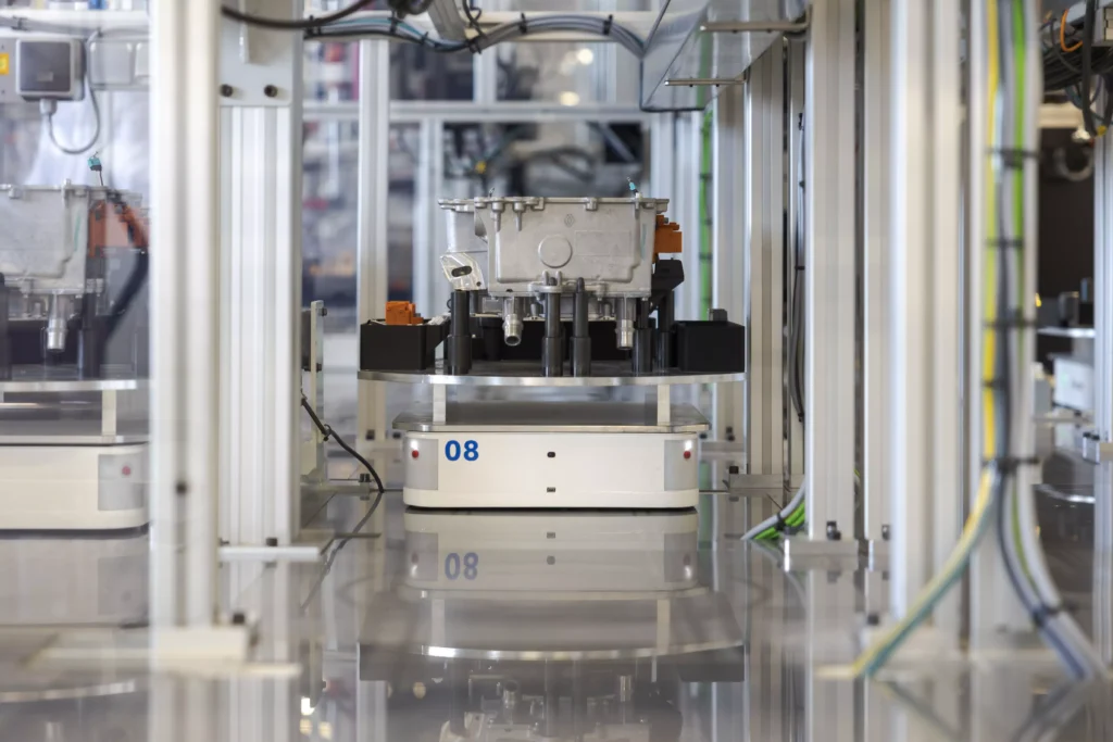 HORSE inicia produção de Power Electronics Boxes