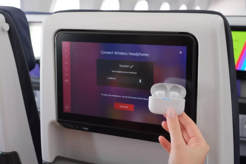 LATAM apresenta nova cabine Economy