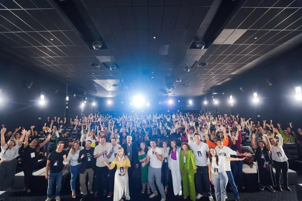 WOW Summit reúne, no dia 09 de abril, especialistas e líderes do setor para discutir as últimas tendências e práticas na Gestão de Experiências