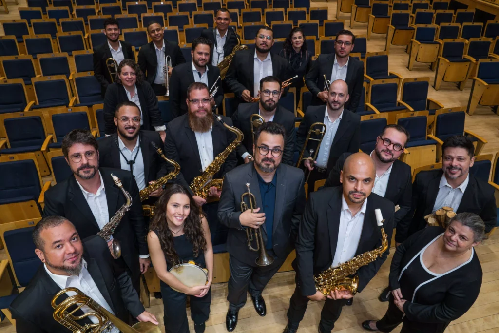 Íris Zanetti São Paulo Big Band
