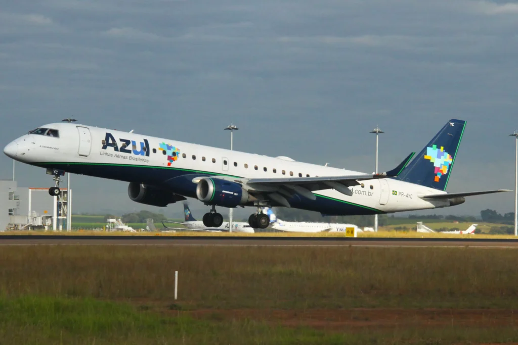 AZUL EMBRAER 195-E1 VCP XS