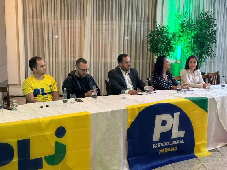 pl-CURITIBA-REUNIAO
