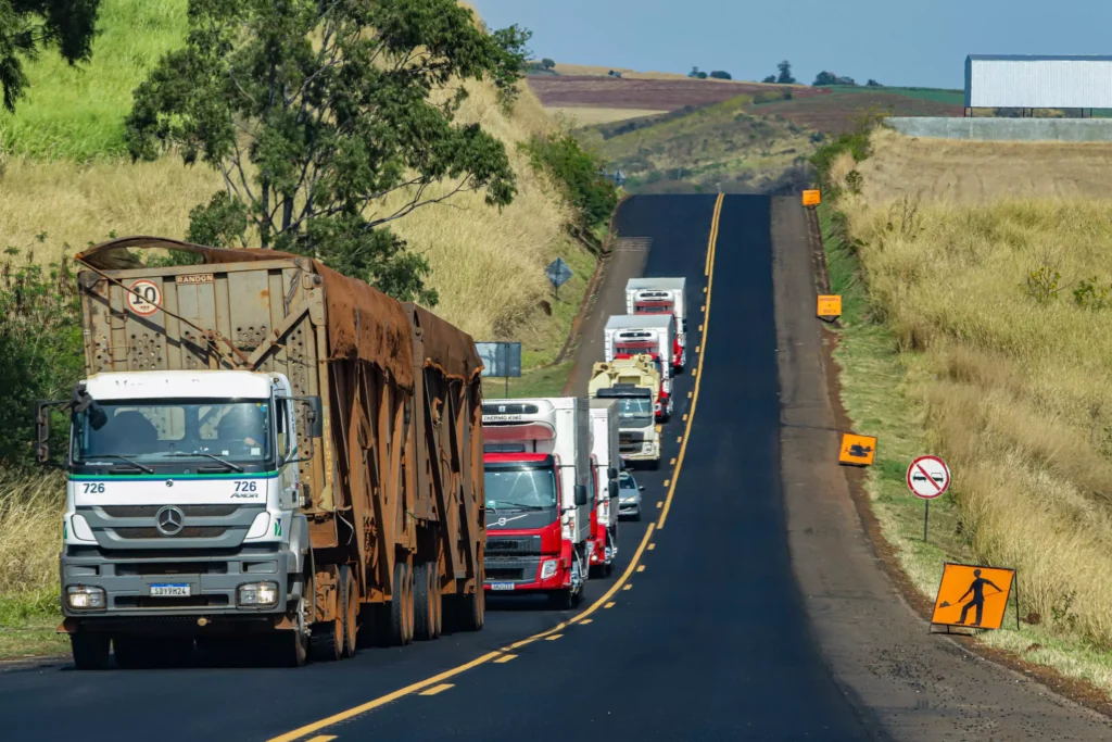 teste_toxicologico__caminhões na estrada foto roberto dziura -AEN