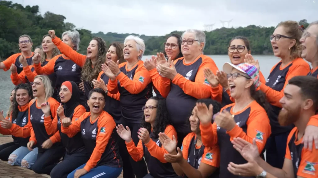 itaipu_meninas do lago itaipu