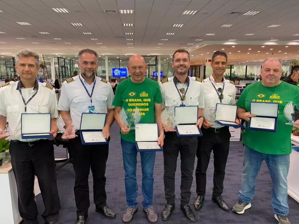 havan-homenagem-pilotos