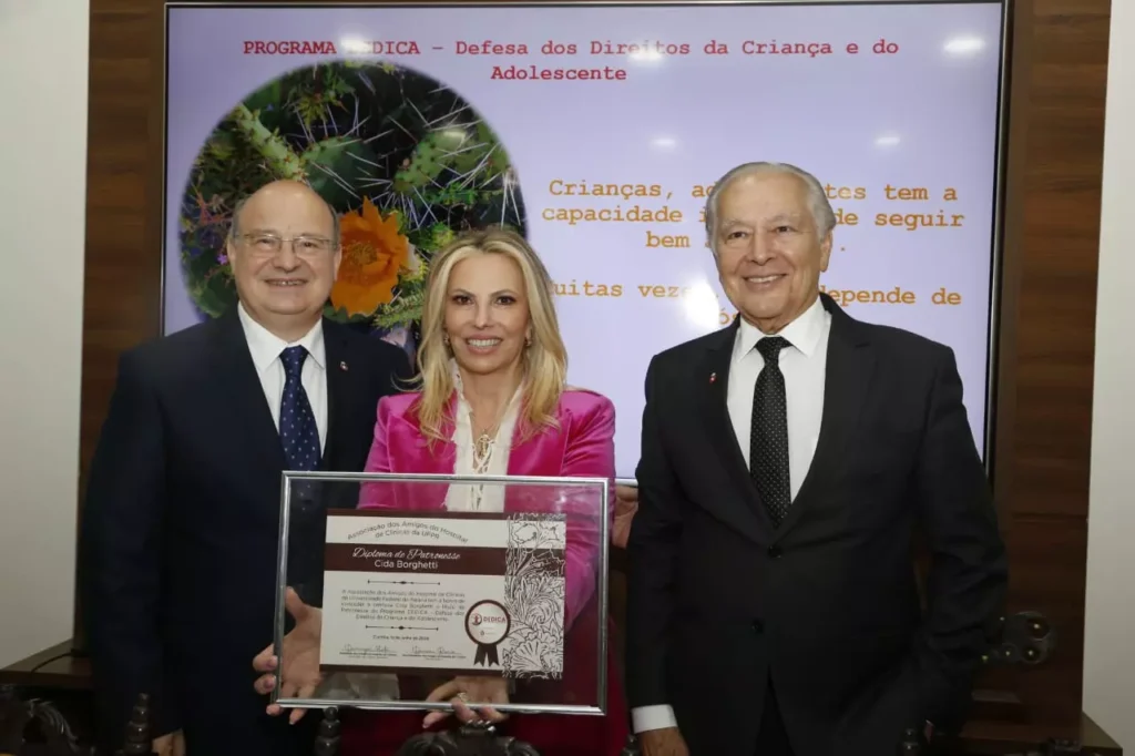 Cida Borghetti é nomeada patronesse do Programa DEDICA,