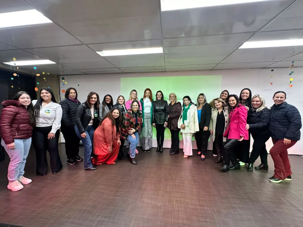 Maria Victoria agradeceu o apoio do PRD, adiantou algumas propostas e solicitou sugestões para o plano de governo. 