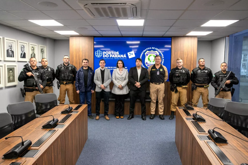 Itaipu Binacional e Portos do Paraná