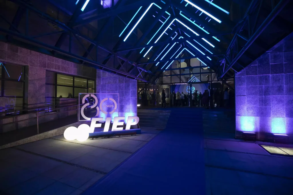 Edson Vasconcelos disse que a Fiep está pronta para enfrentar os desafios futuros e contribuir para o crescimento da indústria (Fotos: Gelson Bampi)