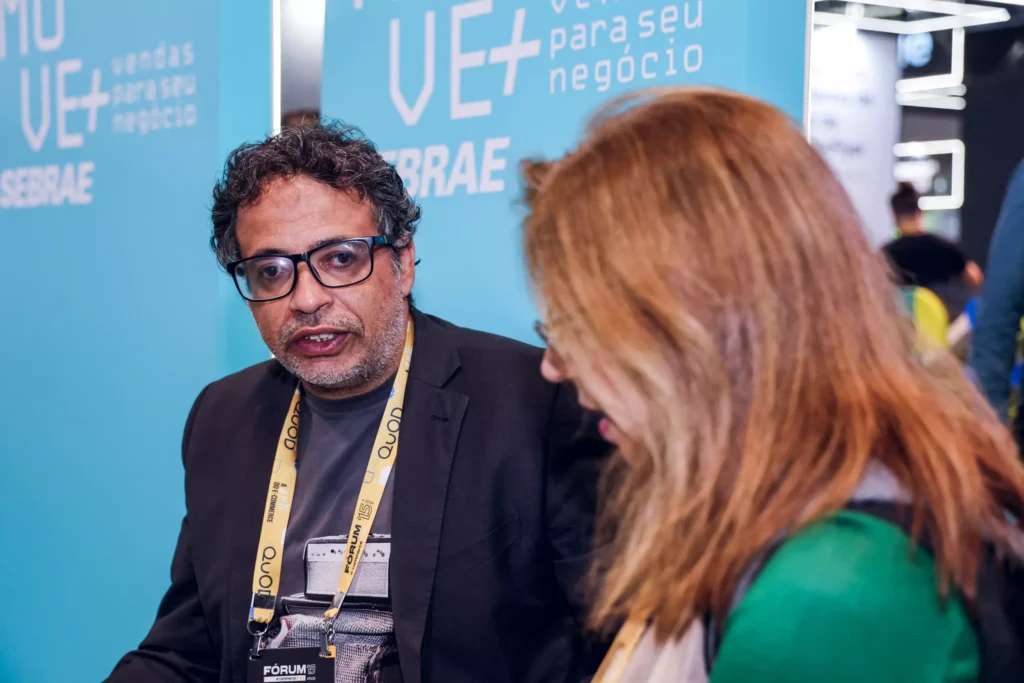 O analista Vicente Scalia detalha mais informações sobre o mapeamento demarket places. Crédito: Fábio Eufrázio.