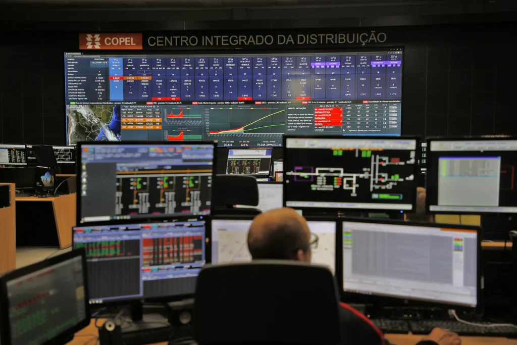Atual centro de operacoes da Copel em Curitiba
