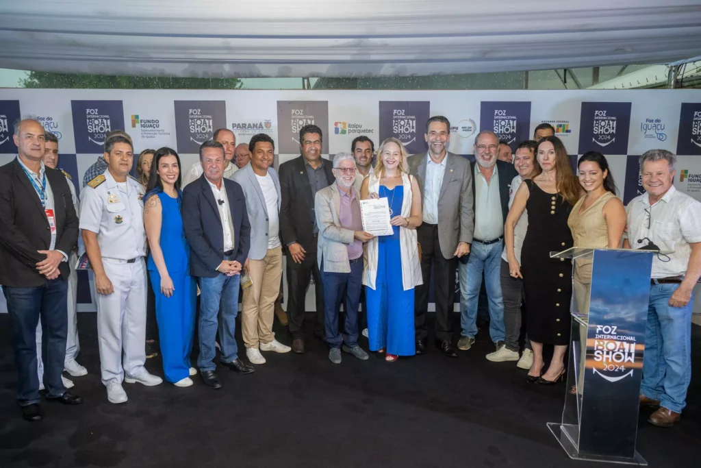 Assinatura do Protocolo de Intenções entre Itaipu, Itaipu Parquetec e o Grupo Náutica.