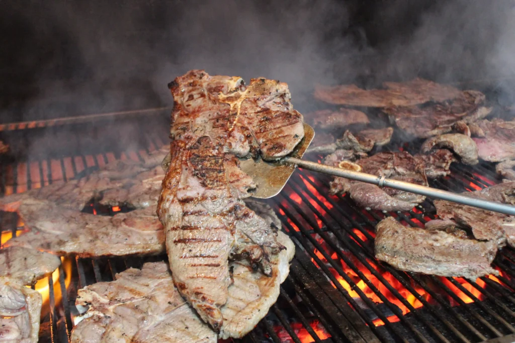 churrasco-pequeno-cotolengo