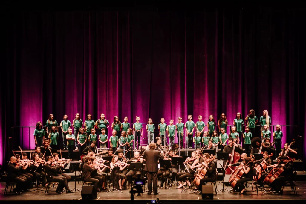 Orquestra-Ouro-Preto---foto-Iris-Zanetti