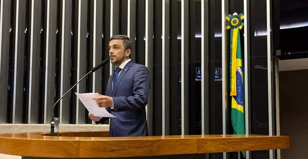 Sob relatoria de Aliel Machado (PV/PR), regulamentação do setor vai à sanção presidencial.
