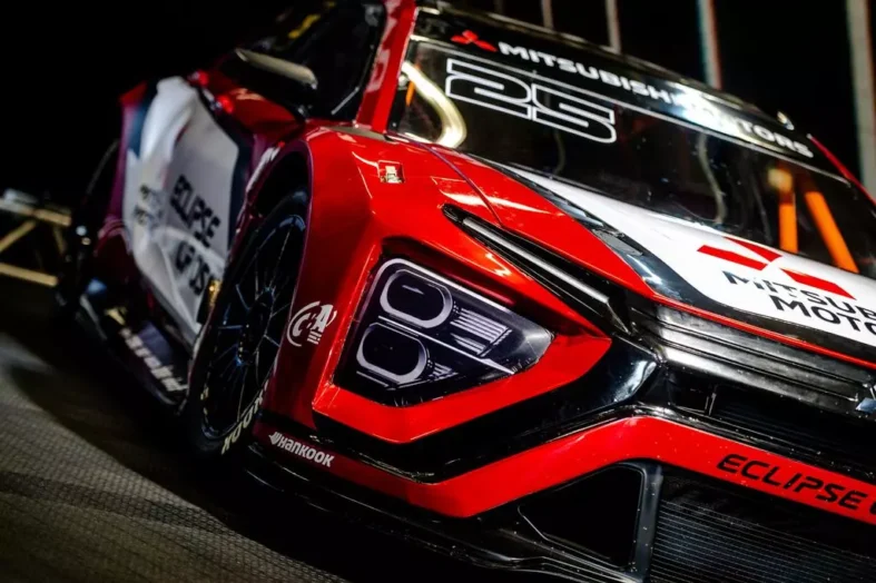 O novo Mitsubishi Eclipse Cross Stock Car que estreia em 2025 (Duda Bairros/Vicar)