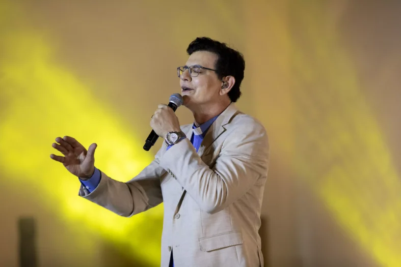 Show Padre Reginaldo Manzotti: Jean Pavão / Itaipu Binacional