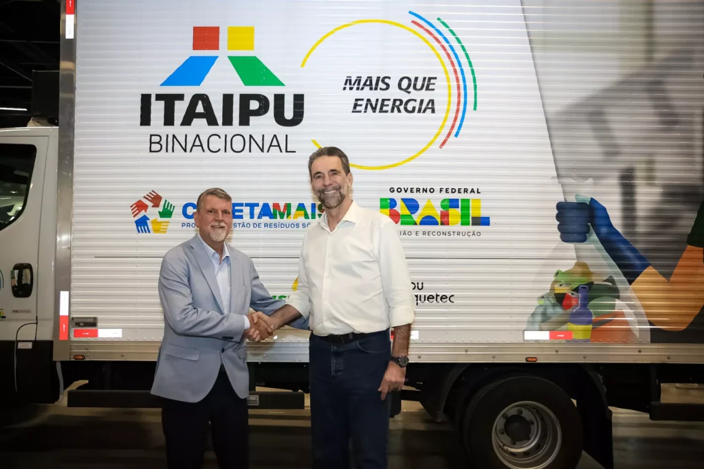 itaipu-caminhoes-catadores-sp