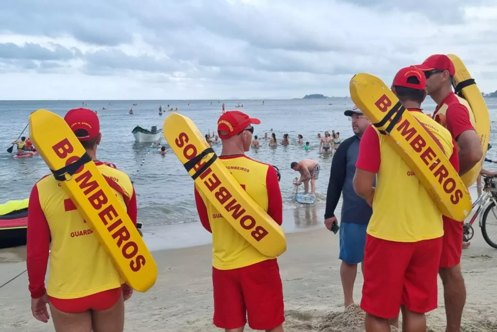 parana__bombeiros salva-vidas