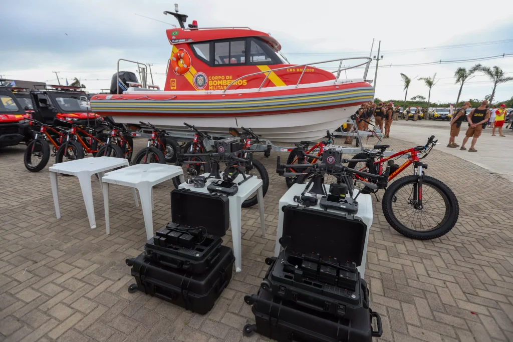 bombeiros-parana__drones e lanchas