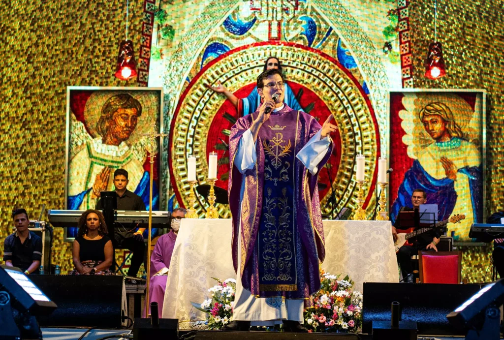 itaipu_padre reginaldo manzotti