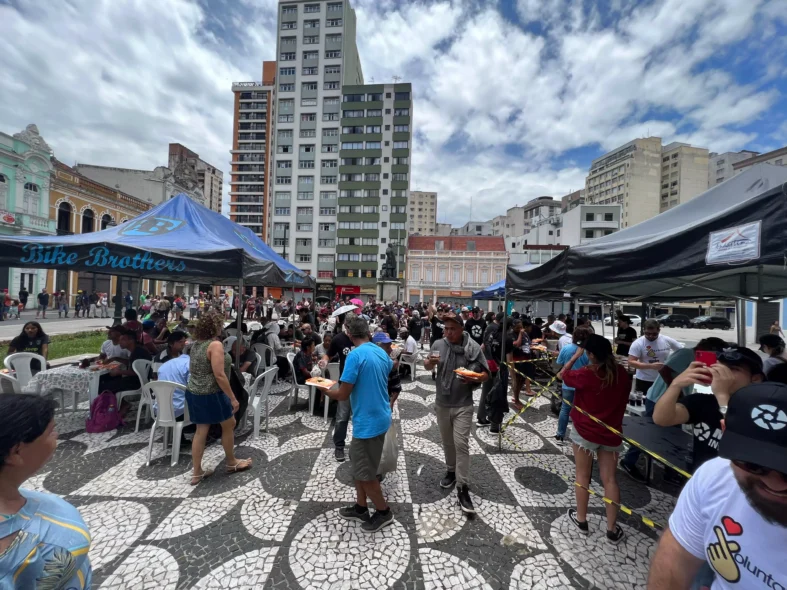 natal-maos-invisiveis-curitiba2024