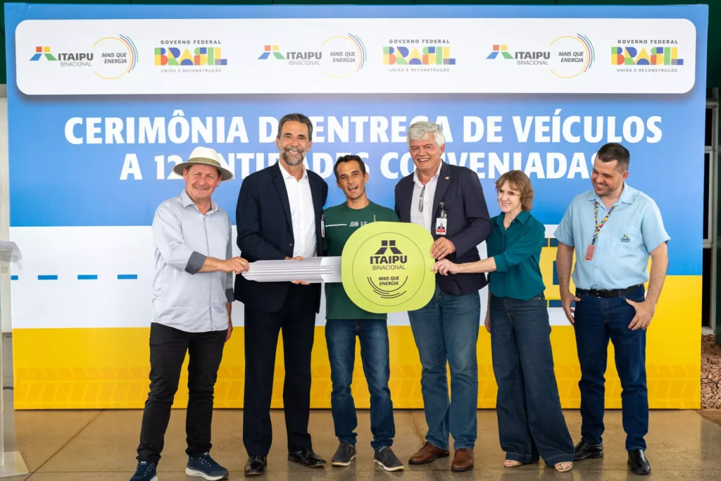 itaipu-entrega-veiculos-parana